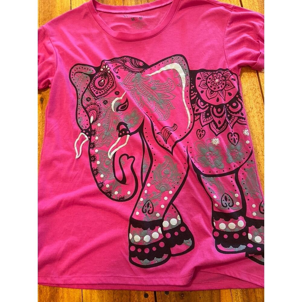 Bright Pink Elephant Graphic T Shirt Womens Size Medium M Short Sleeve EUC - Picture 6 of 10